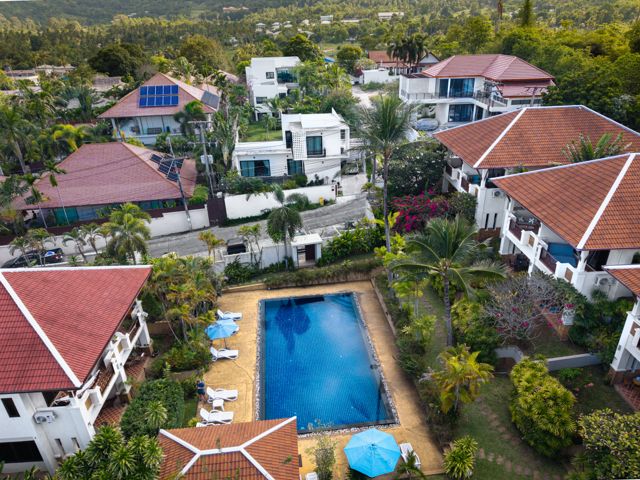 Maenam Hills villas around the pool, Mae Nam, Koh Samui