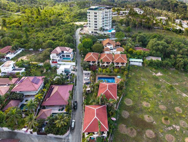 Aerial view of the Maenam Hills villas and pool