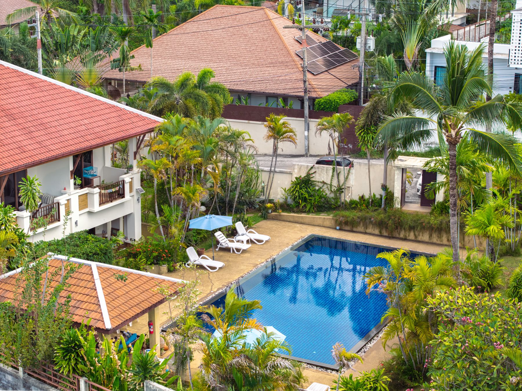 Aerial view of the residence and its gardens